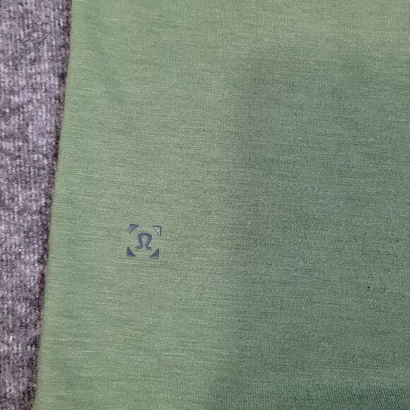 Lululemon Evolution Mens Golf Tennis Shirt Size M Green Twill Short Sleeve - Picture 7 of 10